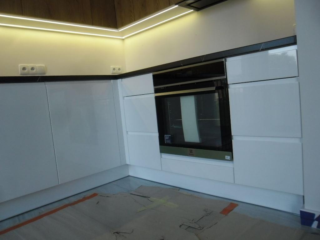 Zabudowa sprzętów AGD